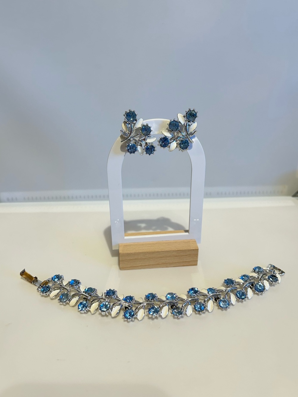 Vintage ( Coro ? ) Blue Crystal Link Bracelet and Earrings Set